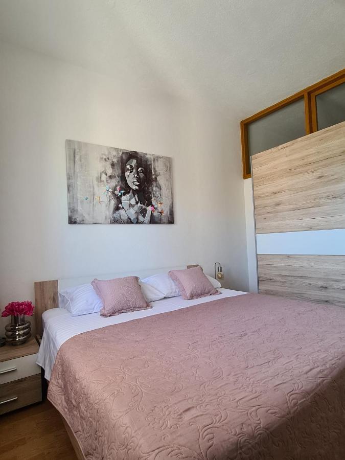 Roza 2 Apartment Ploce (Dubrovnik-Neretva)