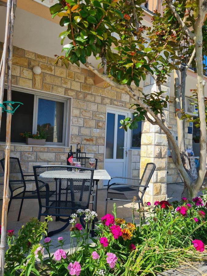 Roza 2 Apartment